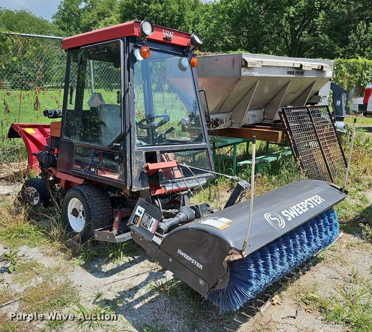 image for item MD9922 2005 Toro Ground Master 328D  lawn mower