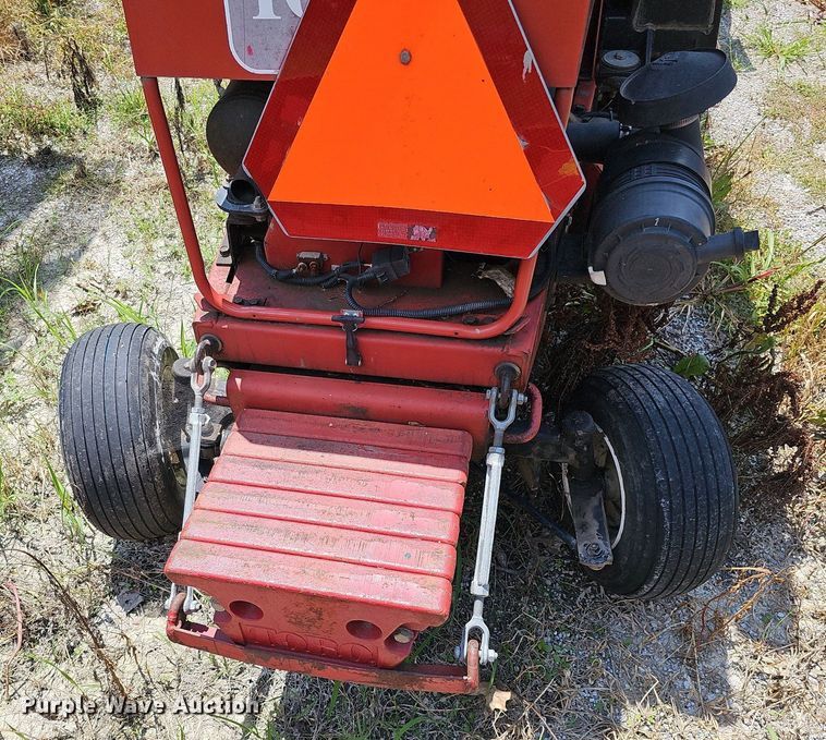 image for item MD9922 2005 Toro Ground Master 328D  lawn mower