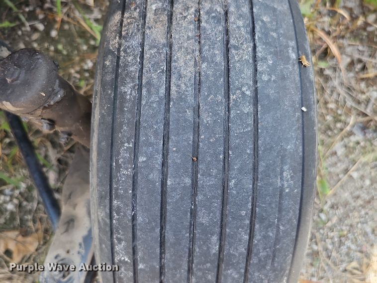 image for item MD9922 2005 Toro Ground Master 328D  lawn mower