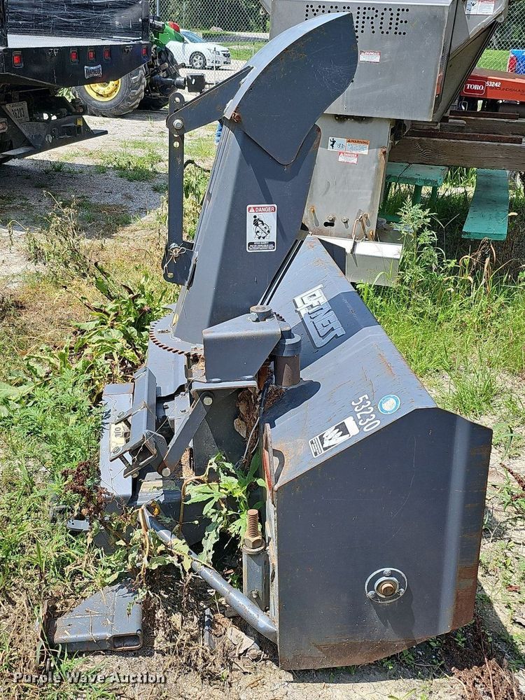 image for item MD9922 2005 Toro Ground Master 328D  lawn mower