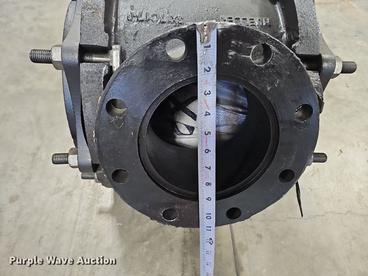 image for item MD9927 (2) Mueller tapping sleeves