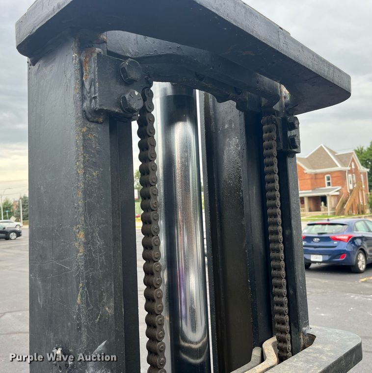 image for item MG9355 Clark C500 50  forklift