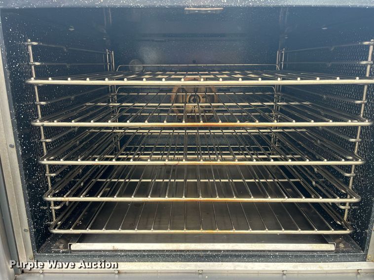 image for item MG9357 Vulcan FT10  convection oven