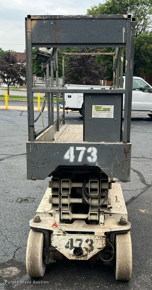 image for item MG9361 Terex TS20  scissor lift