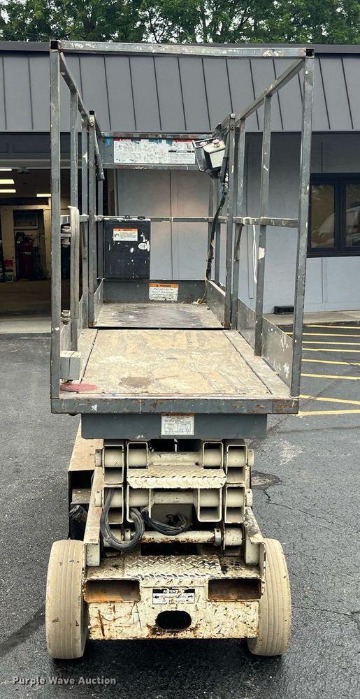 image for item MG9361 Terex TS20  scissor lift