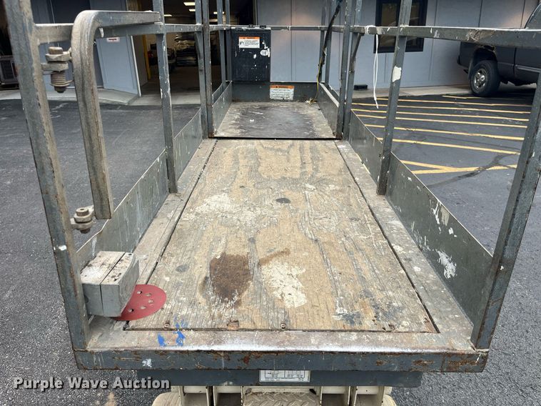 image for item MG9361 Terex TS20  scissor lift