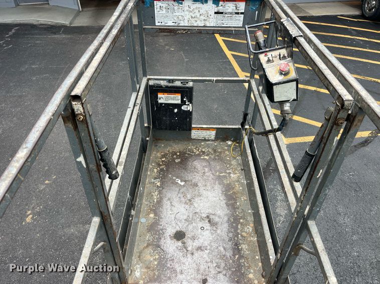 image for item MG9361 Terex TS20  scissor lift