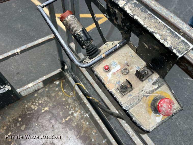 image for item MG9361 Terex TS20  scissor lift