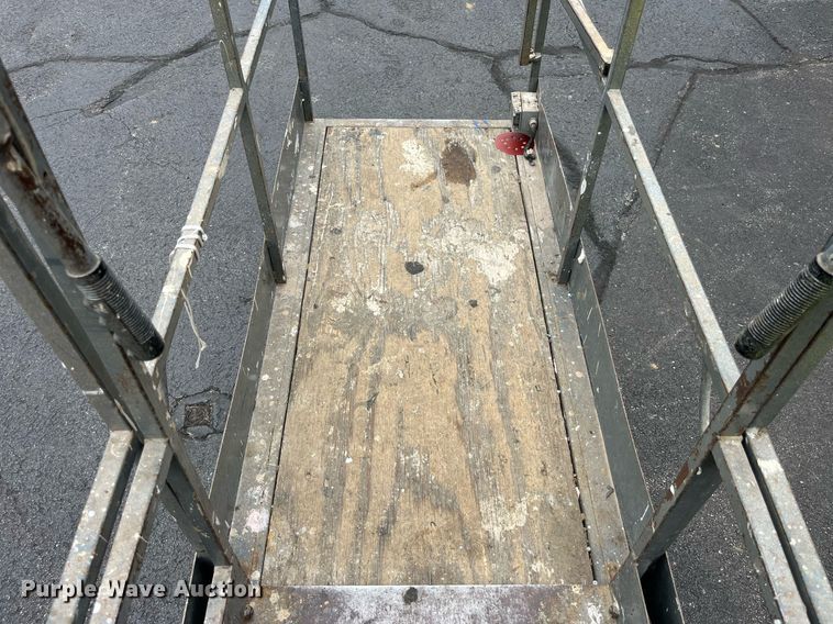 image for item MG9361 Terex TS20  scissor lift