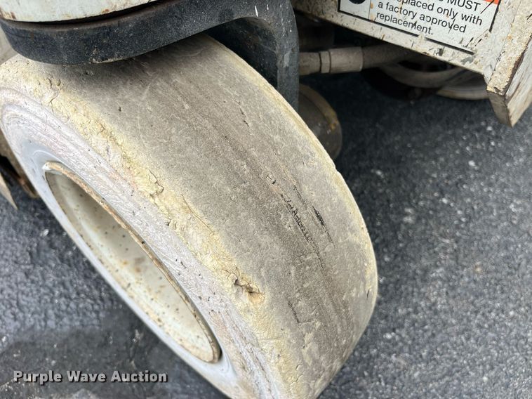 image for item MG9361 Terex TS20  scissor lift