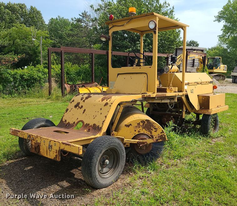 image for item MG9584 Rosco RB38  sweeper