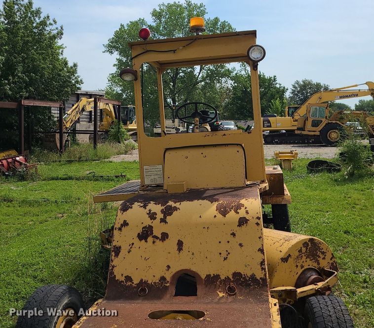 image for item MG9584 Rosco RB38  sweeper