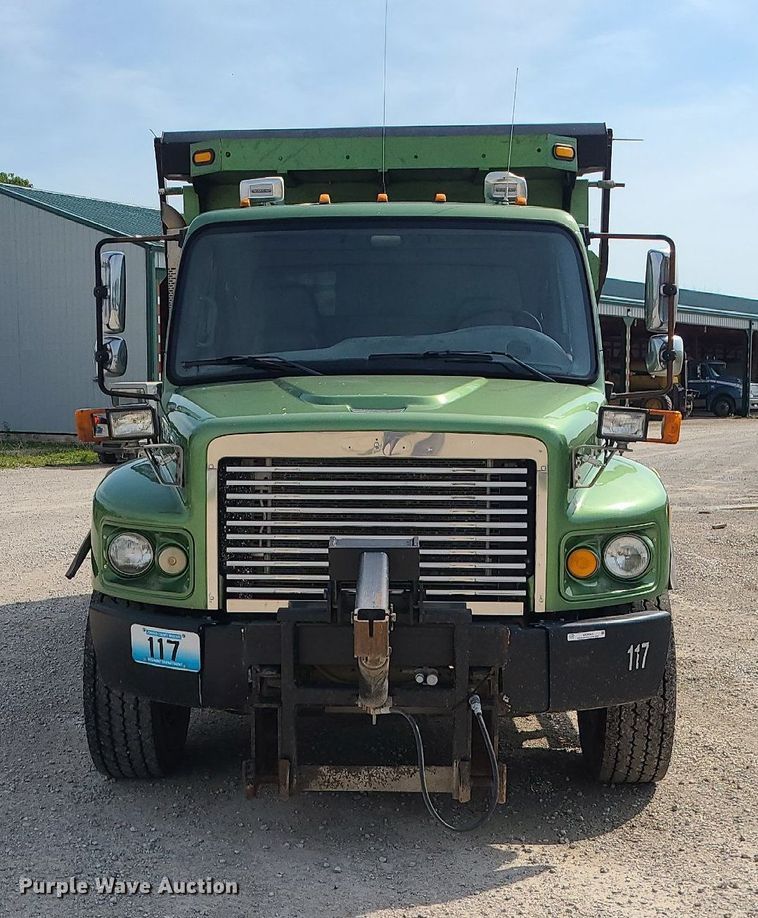 image for item MG9585 2009 Freightliner Business Class M2  dump truck