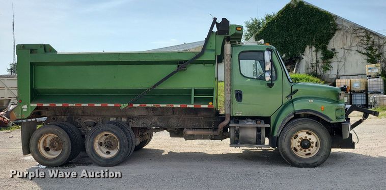 image for item MG9585 2009 Freightliner Business Class M2  dump truck