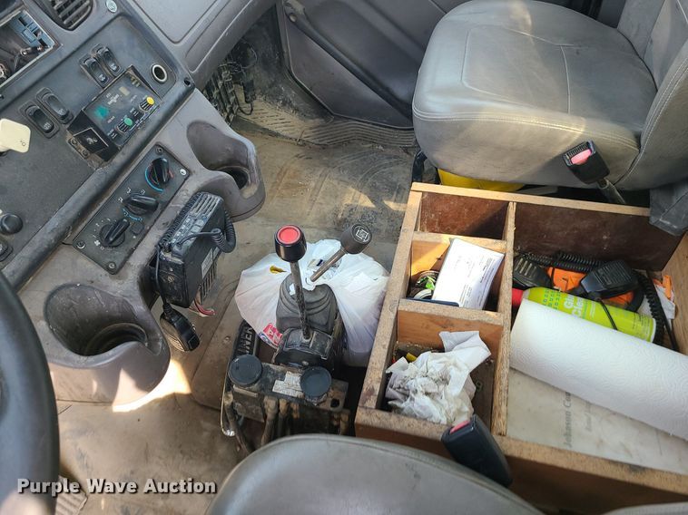 image for item MG9585 2009 Freightliner Business Class M2  dump truck