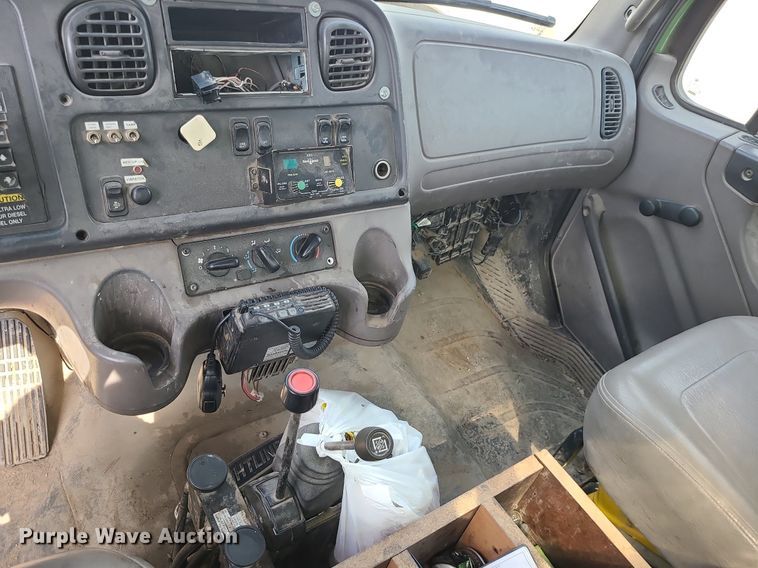 image for item MG9585 2009 Freightliner Business Class M2  dump truck