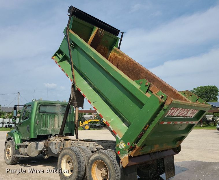 image for item MG9585 2009 Freightliner Business Class M2  dump truck