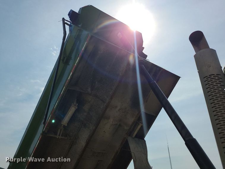 image for item MG9585 2009 Freightliner Business Class M2  dump truck