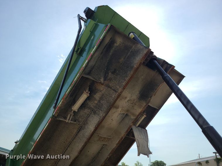 image for item MG9585 2009 Freightliner Business Class M2  dump truck