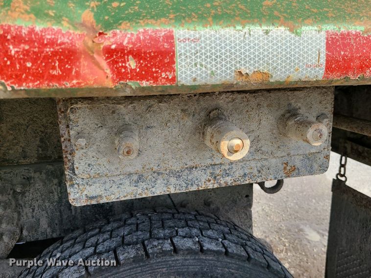 image for item MG9585 2009 Freightliner Business Class M2  dump truck