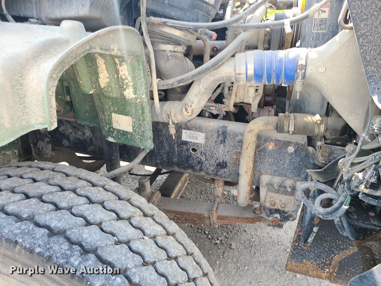 image for item MG9585 2009 Freightliner Business Class M2  dump truck