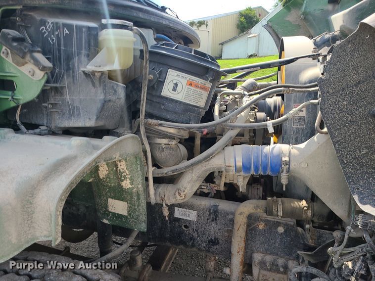 image for item MG9585 2009 Freightliner Business Class M2  dump truck