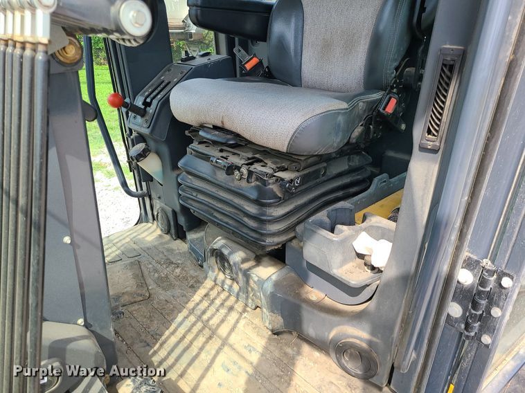 image for item MG9588 2016 John Deere 770G  motor grader