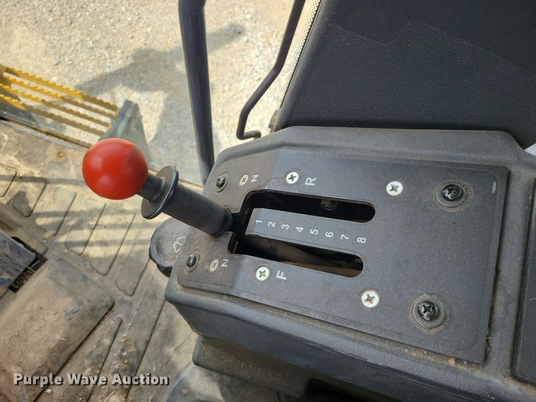 image for item MG9588 2016 John Deere 770G  motor grader