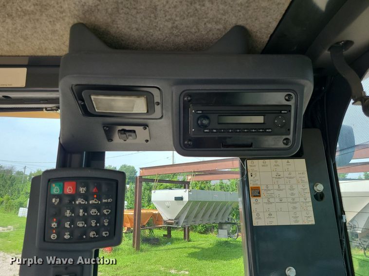 image for item MG9588 2016 John Deere 770G  motor grader