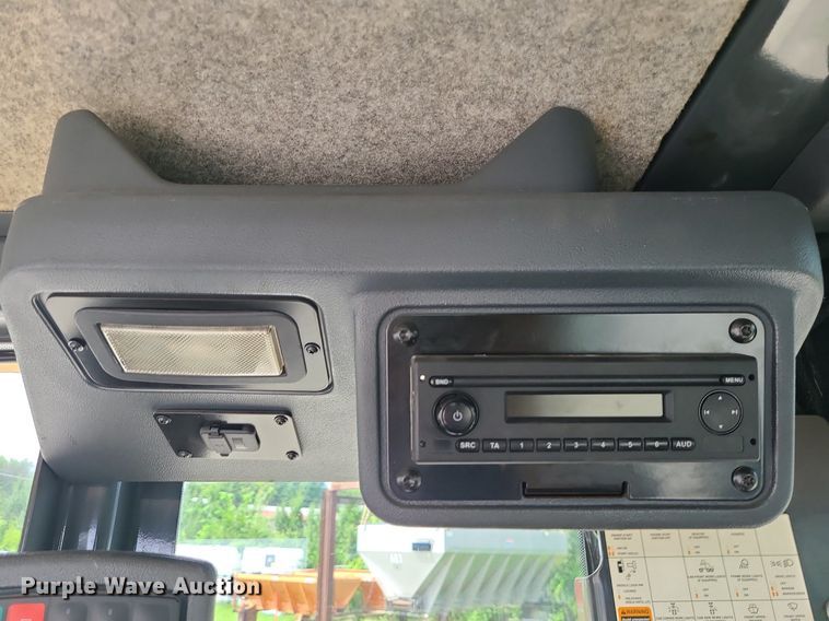 image for item MG9588 2016 John Deere 770G  motor grader