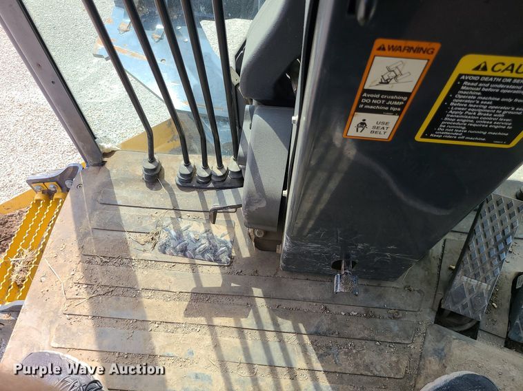 image for item MG9588 2016 John Deere 770G  motor grader