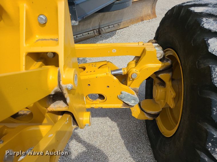 image for item MG9588 2016 John Deere 770G  motor grader