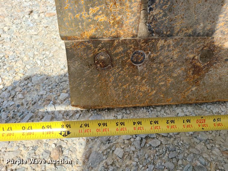 image for item MG9588 2016 John Deere 770G  motor grader