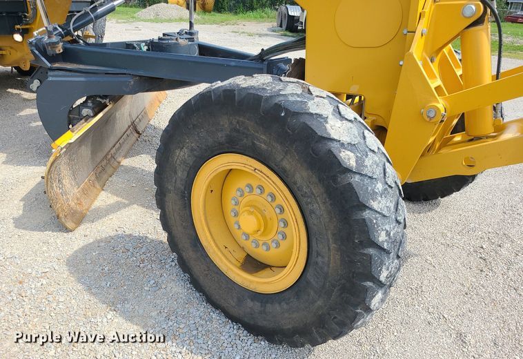 image for item MG9588 2016 John Deere 770G  motor grader