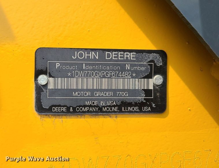 image for item MG9588 2016 John Deere 770G  motor grader