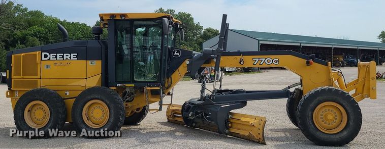 image for item MG9589 2016 John Deere 770G  motor grader