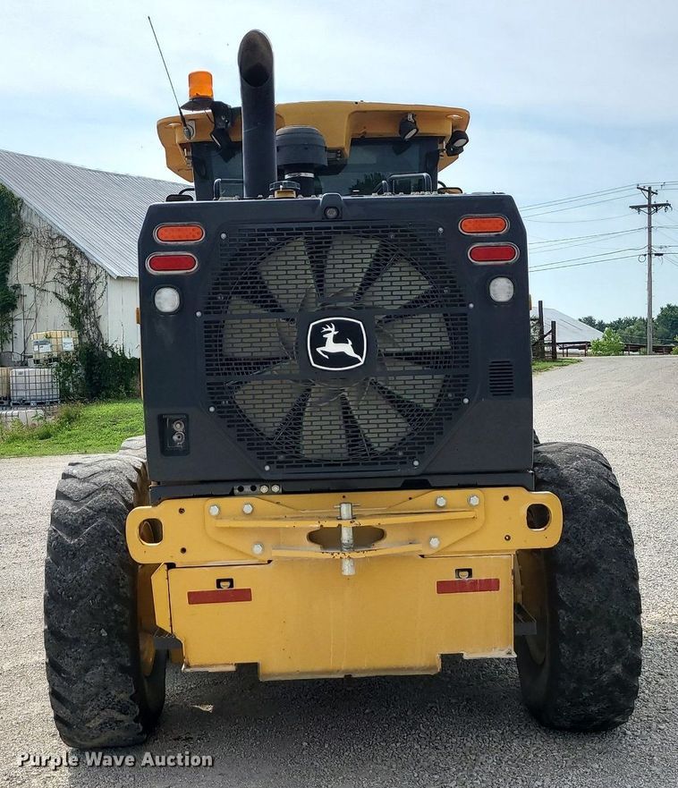 image for item MG9589 2016 John Deere 770G  motor grader