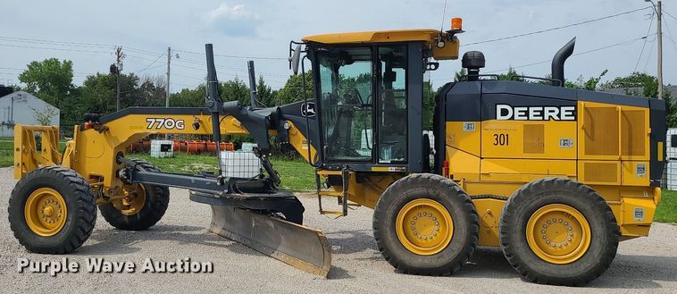 image for item MG9589 2016 John Deere 770G  motor grader