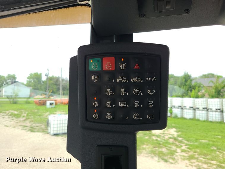 image for item MG9589 2016 John Deere 770G  motor grader