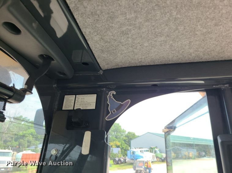 image for item MG9589 2016 John Deere 770G  motor grader