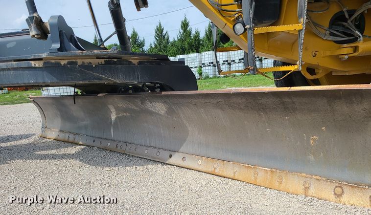 image for item MG9589 2016 John Deere 770G  motor grader