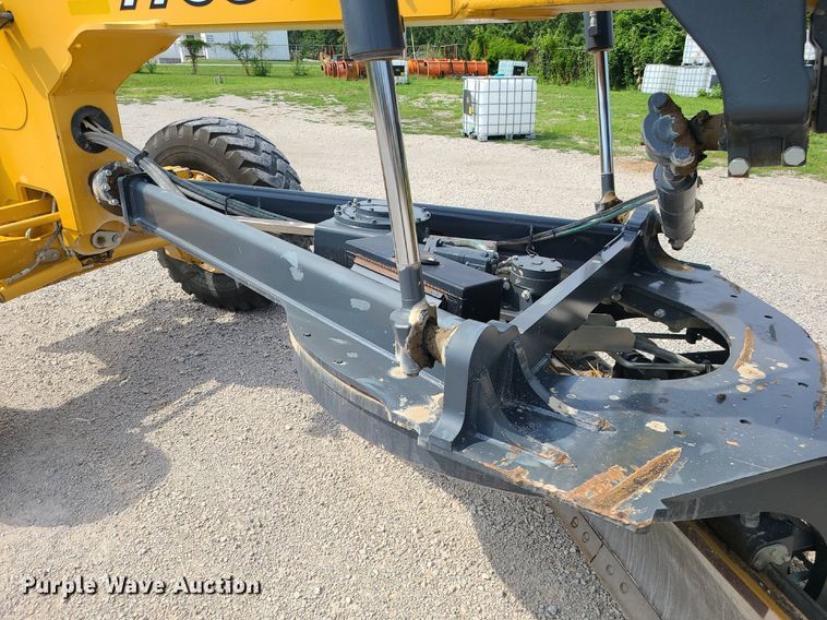 image for item MG9589 2016 John Deere 770G  motor grader