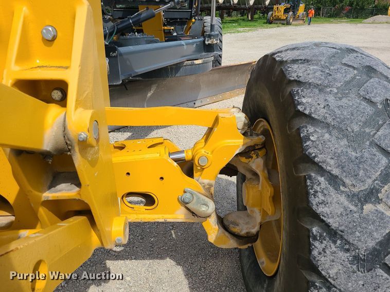 image for item MG9589 2016 John Deere 770G  motor grader