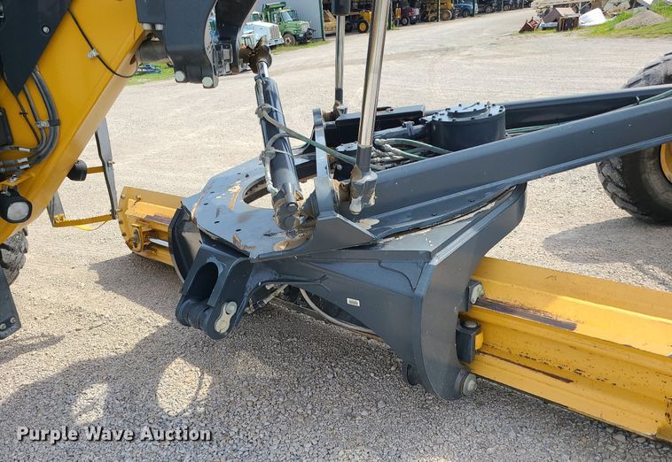 image for item MG9589 2016 John Deere 770G  motor grader