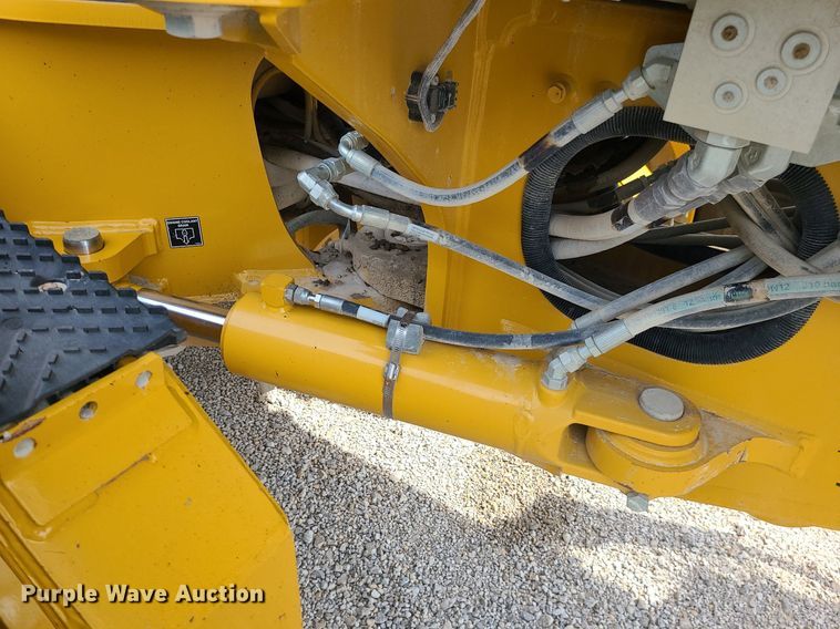 image for item MG9589 2016 John Deere 770G  motor grader