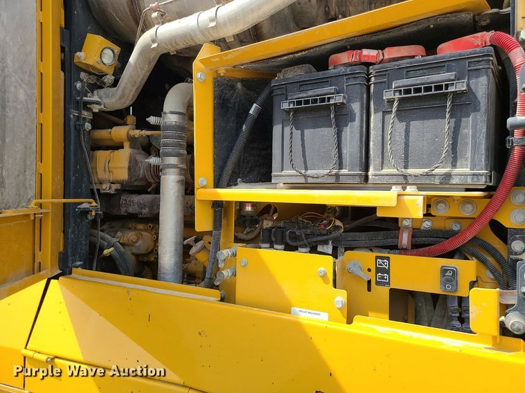 image for item MG9589 2016 John Deere 770G  motor grader