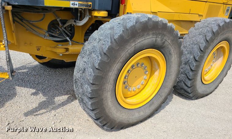 image for item MG9589 2016 John Deere 770G  motor grader