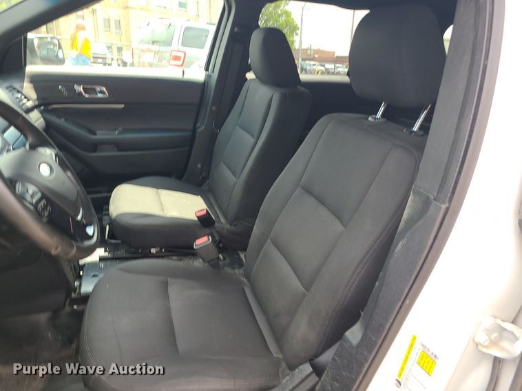 image for item MG9594 2017 Ford Explorer Police Interceptor  SUV