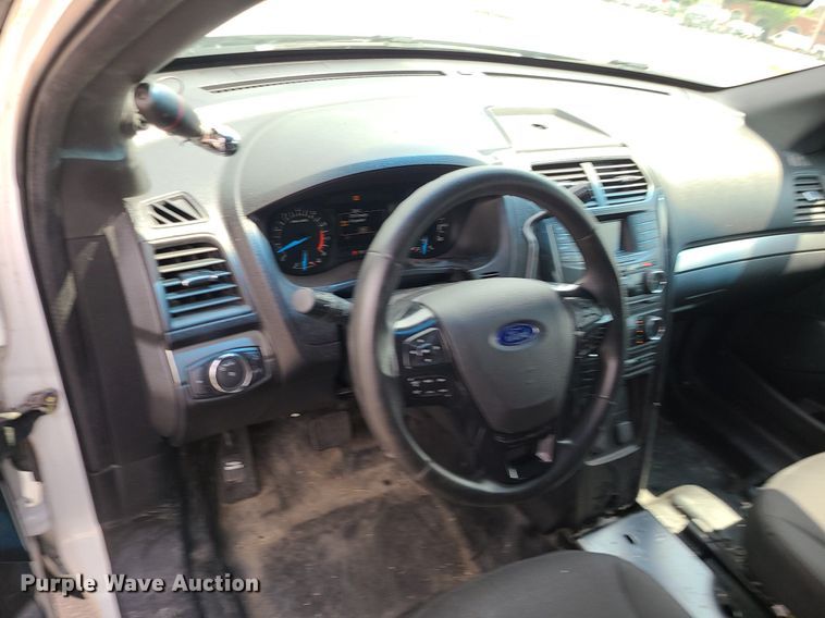 image for item MG9594 2017 Ford Explorer Police Interceptor  SUV