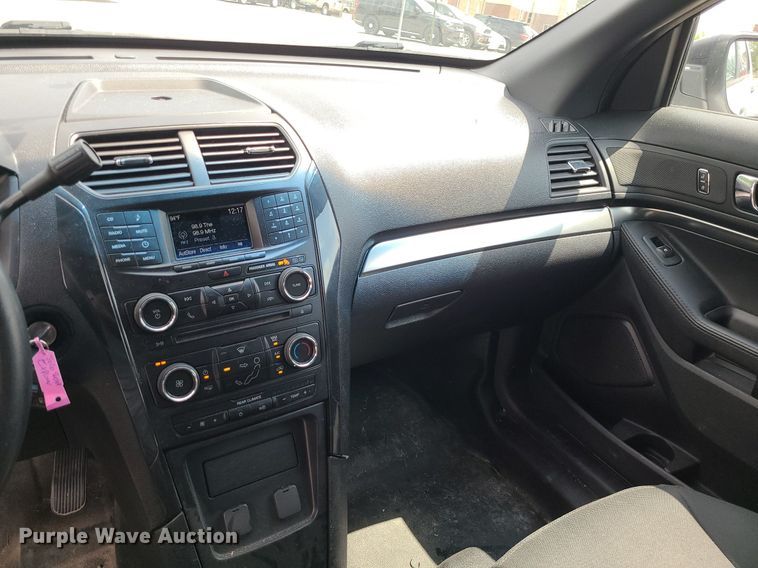 image for item MG9594 2017 Ford Explorer Police Interceptor  SUV